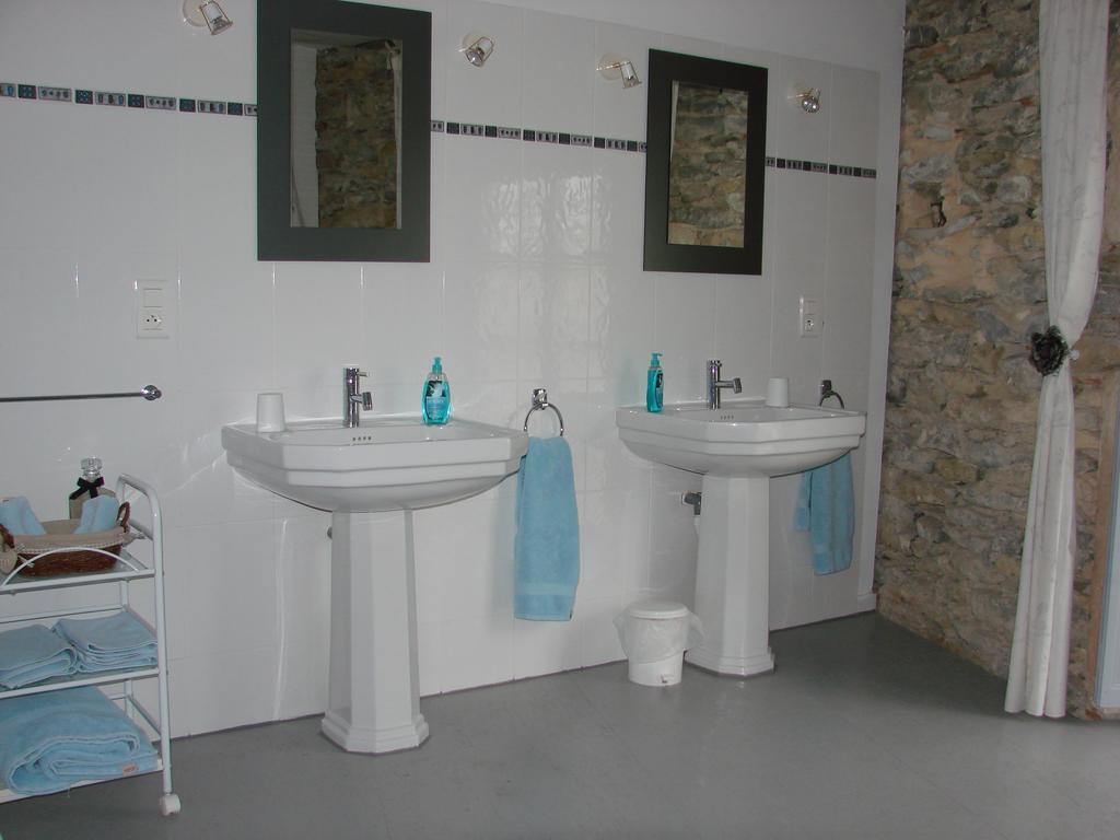 B&B Tour De Saint Anne Azille Oda fotoğraf